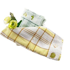 Yarn-dyed Muslin Kid's Towel with Embroidery